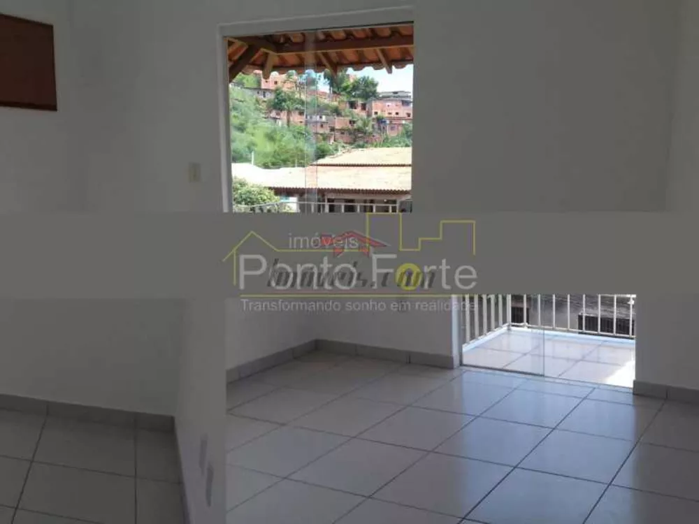 Casa de Condomínio à venda com 3 quartos, 117m² - Foto 4