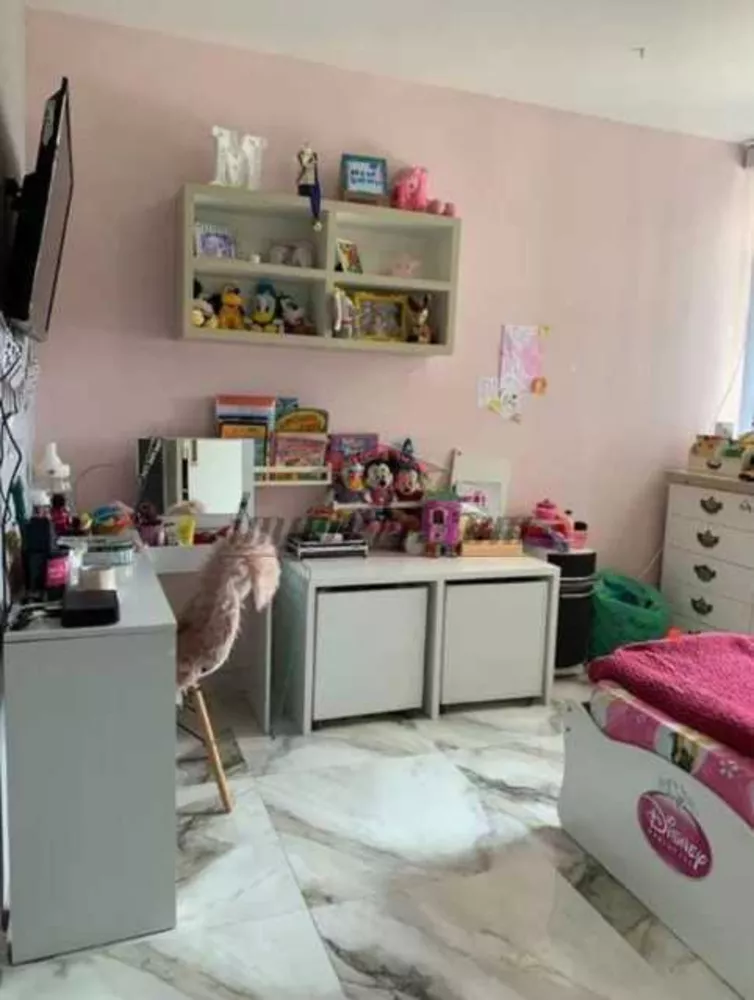 Apartamento, 3 quartos, 220 m² - Foto 2