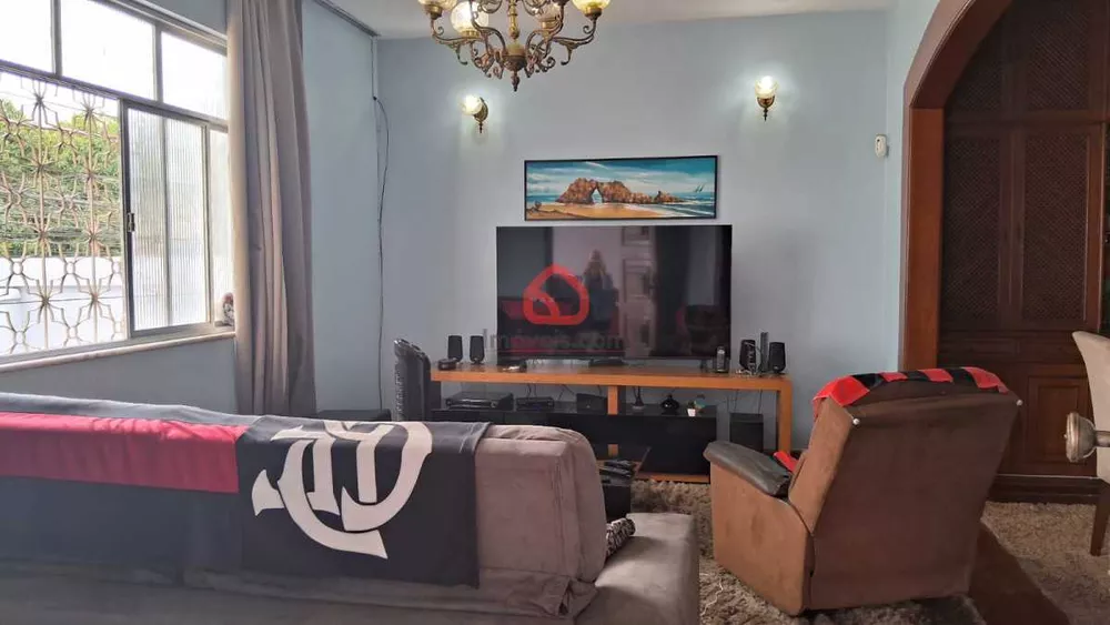 Casa, 4 quartos, 225 m² - Foto 13