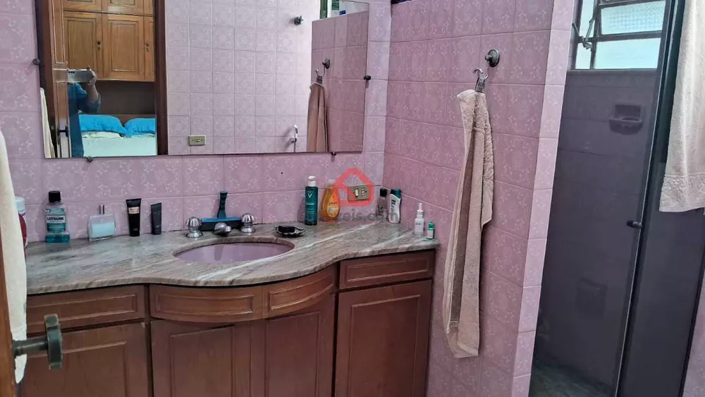 Casa, 4 quartos, 225 m² - Foto 2