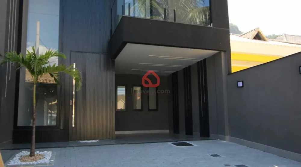 Apartamento, 3 quartos, 192 m² - Foto 2