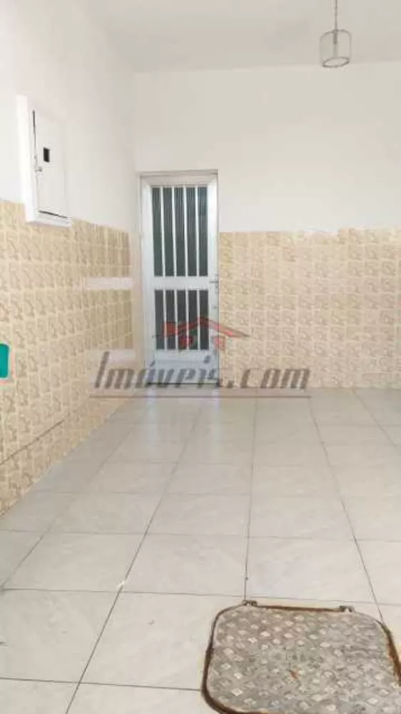 Casa de Condomínio à venda com 3 quartos, 120m² - Foto 1