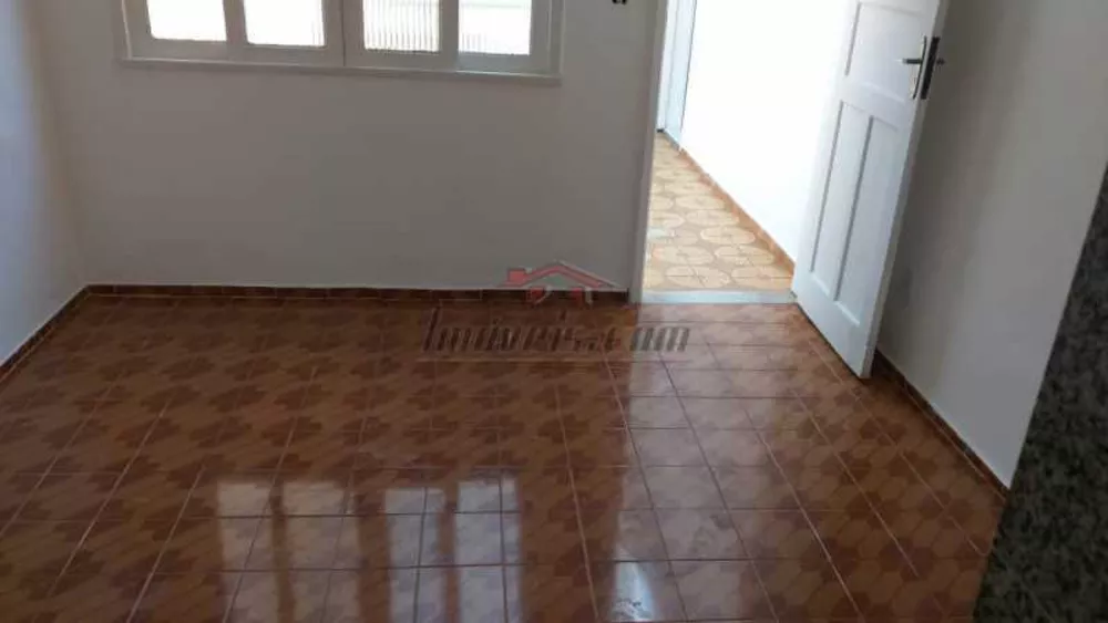 Casa de Condomínio à venda com 3 quartos, 120m² - Foto 3