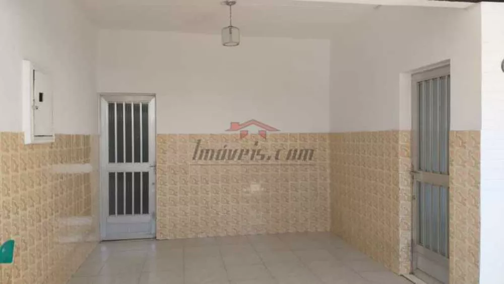 Casa de Condomínio à venda com 3 quartos, 120m² - Foto 2