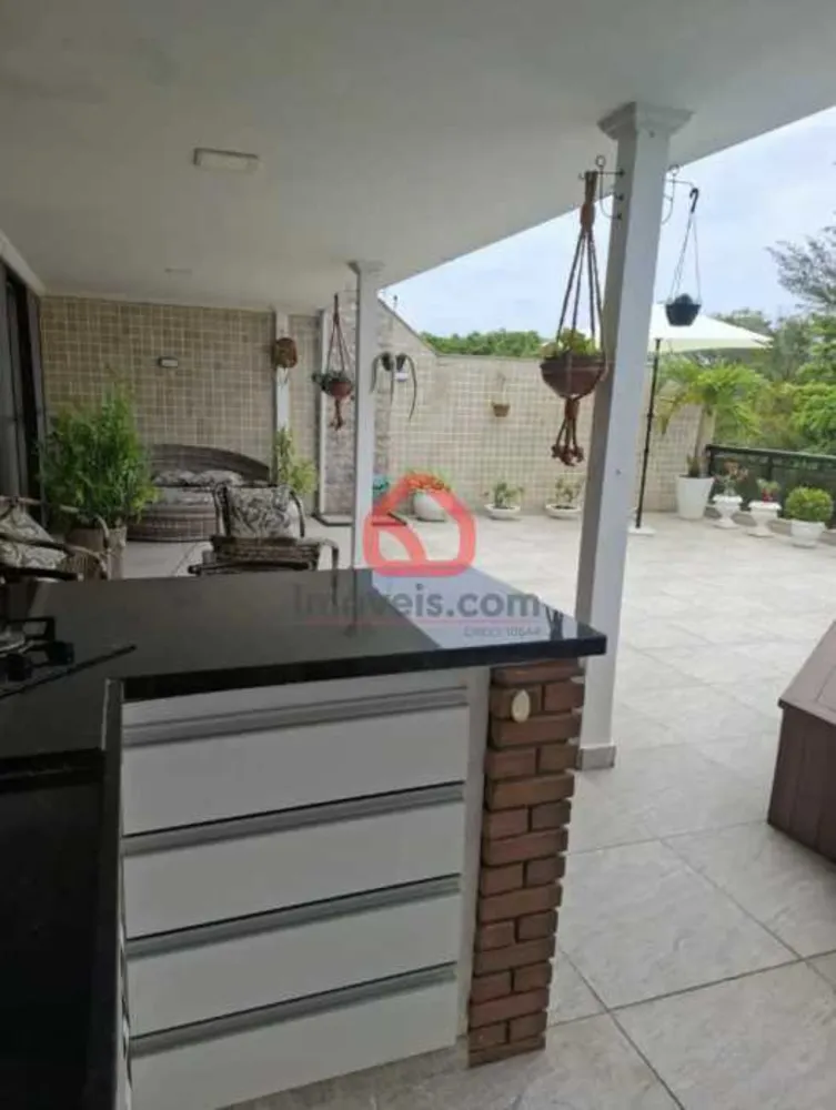 Cobertura, 3 quartos, 213 m² - Foto 4