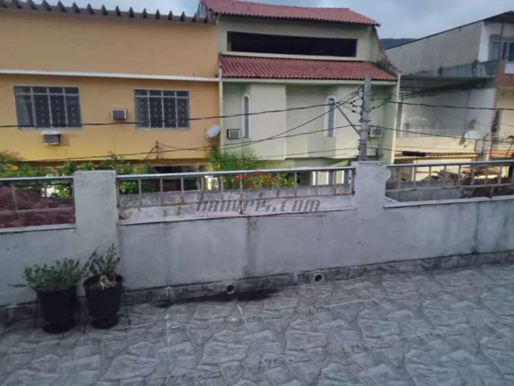 Casa, 4 quartos, 240 m² - Foto 1