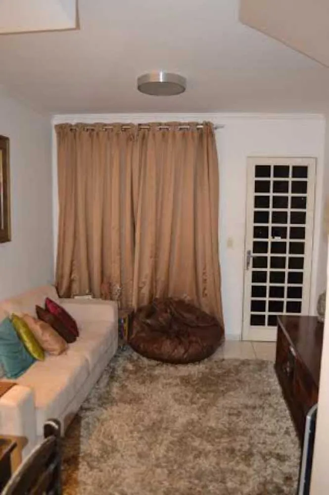 Casa, 2 quartos, 69 m² - Foto 1