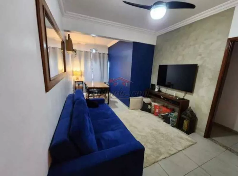 Apartamento à venda com 2 quartos, 70m² - Foto 3