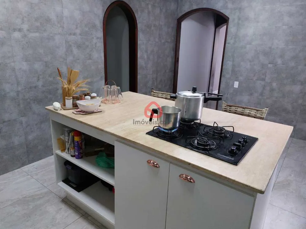 Casa, 4 quartos, 259 m² - Foto 8