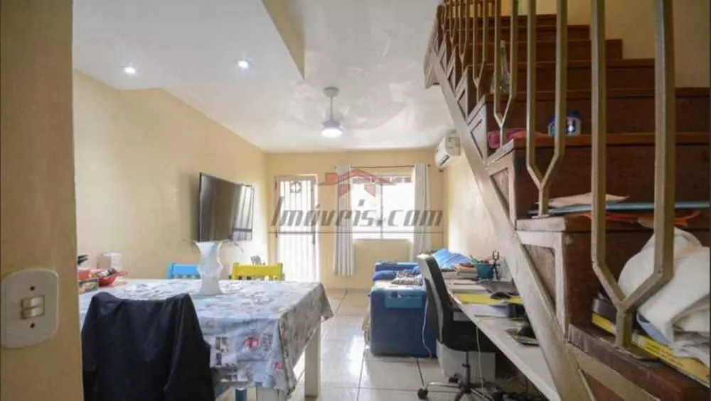 Casa de Condomínio à venda com 2 quartos, 90m² - Foto 2