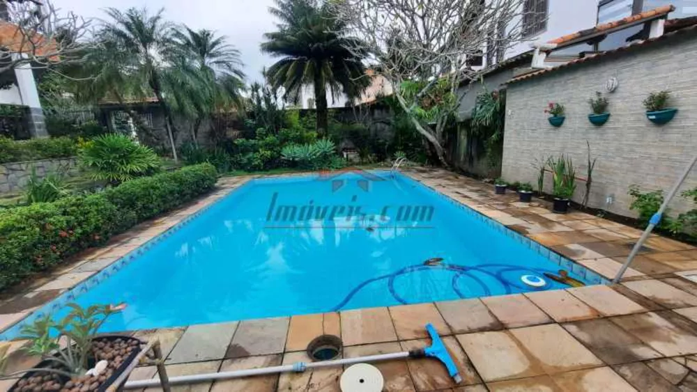 Casa de Condomínio, 5 quartos - Foto 1
