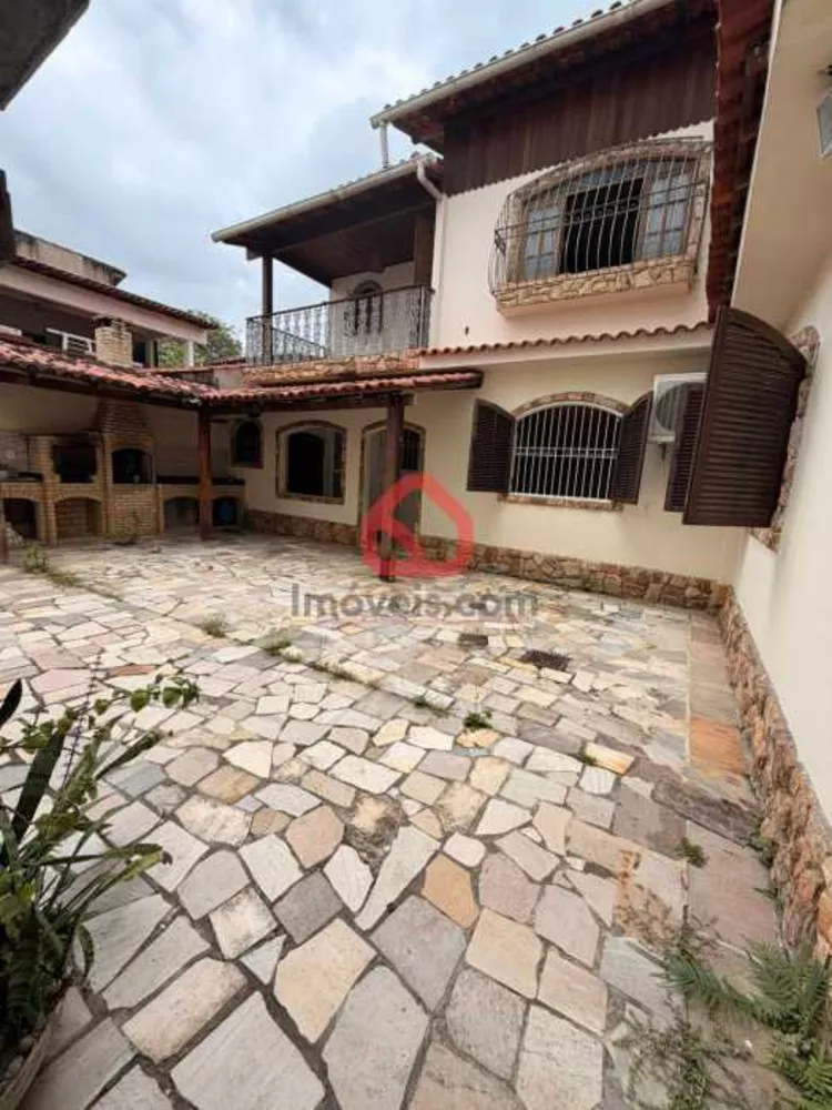 Casa, 3 quartos, 180 m² - Foto 2