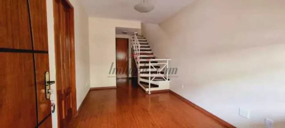 Casa de Condomínio à venda com 3 quartos, 81m² - Foto 2