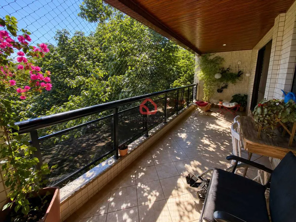 Cobertura, 3 quartos, 216 m² - Foto 1