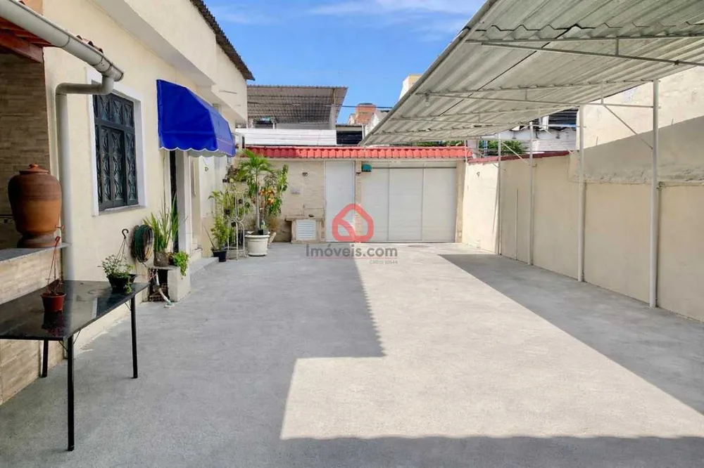 Casa, 3 quartos, 225 m² - Foto 11