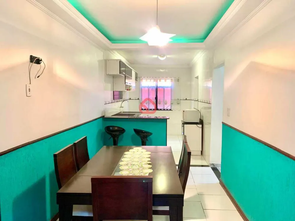 Casa, 3 quartos, 225 m² - Foto 24