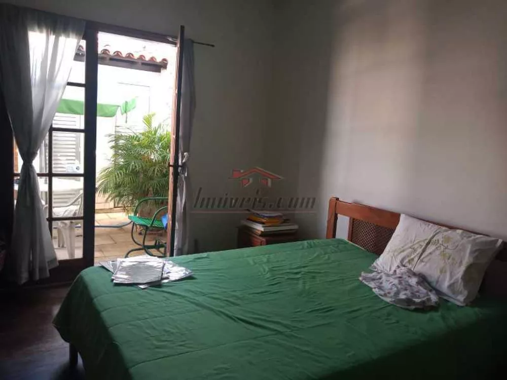 Casa de Condomínio à venda com 4 quartos, 180m² - Foto 4