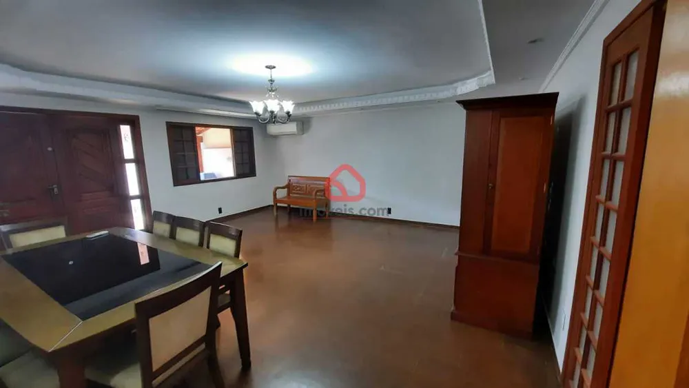 Casa, 4 quartos, 250 m² - Foto 11