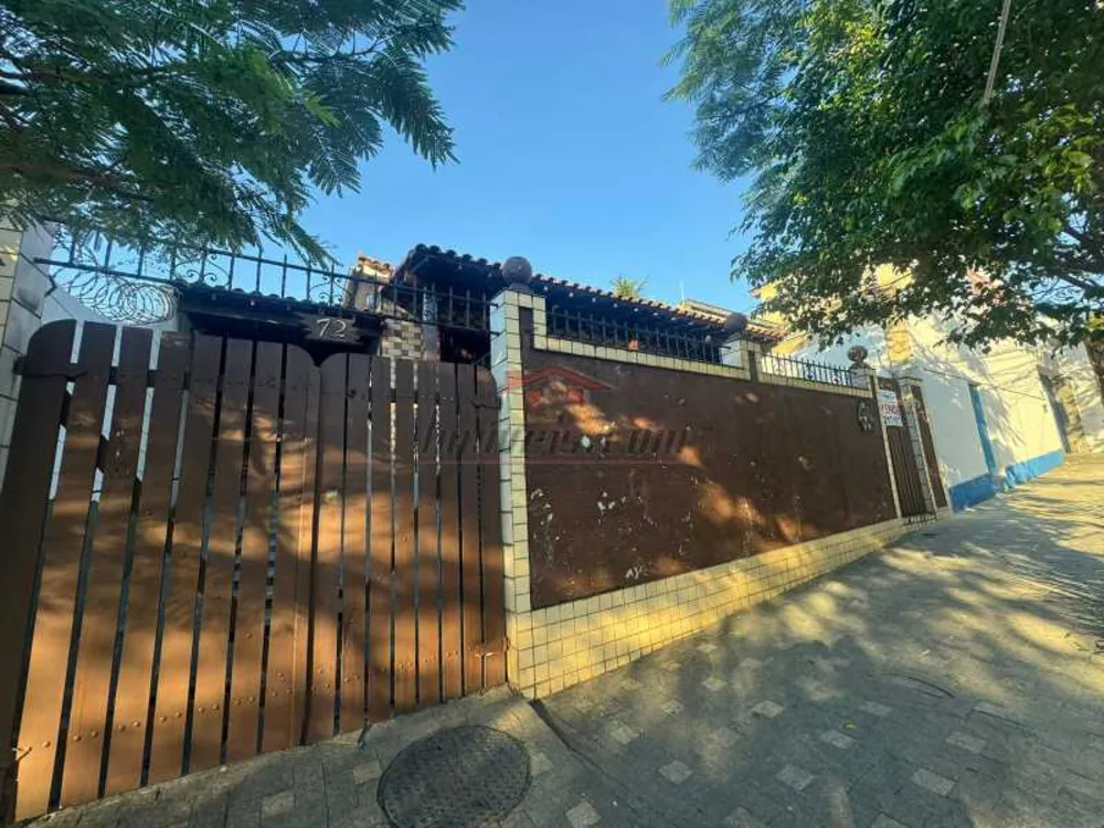 Casa, 4 quartos, 156 m² - Foto 1