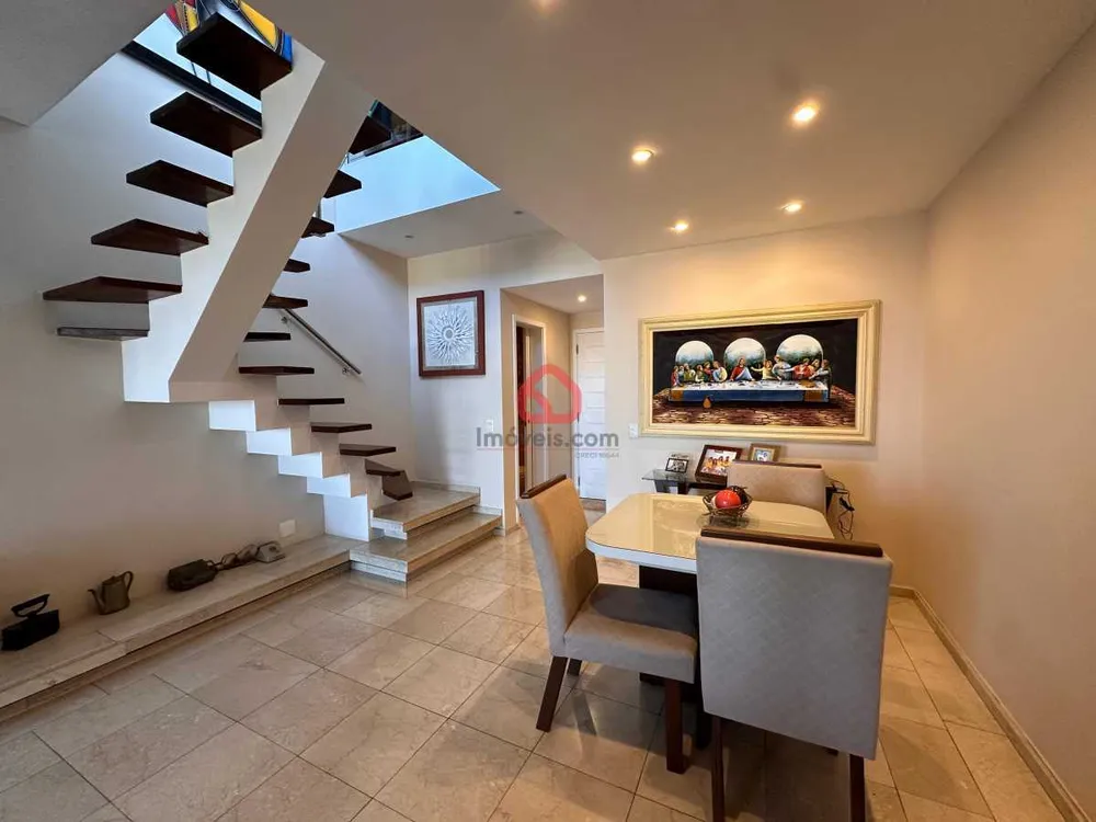 Cobertura, 3 quartos, 240 m² - Foto 4