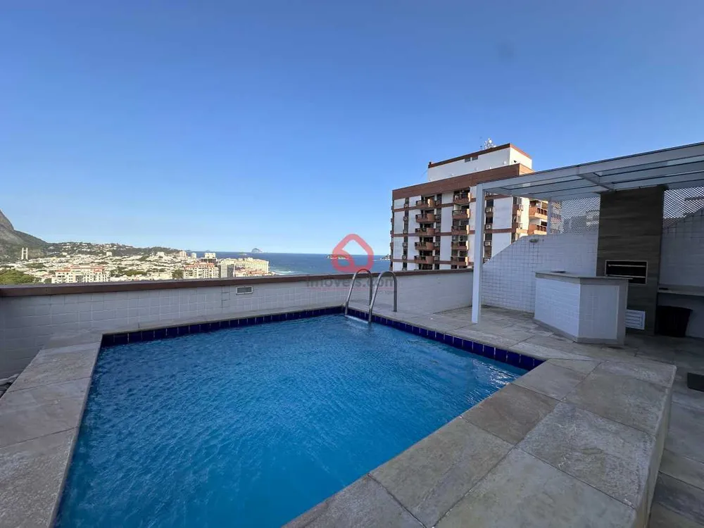 Cobertura, 3 quartos, 240 m² - Foto 1