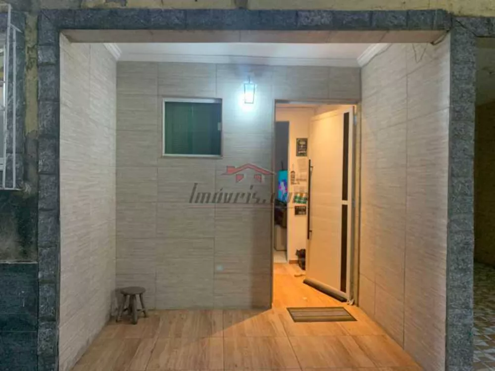 Casa de Condomínio à venda com 2 quartos, 64m² - Foto 1