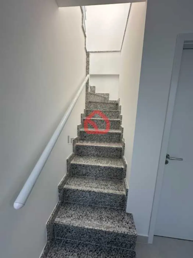 Cobertura, 3 quartos, 182 m² - Foto 2