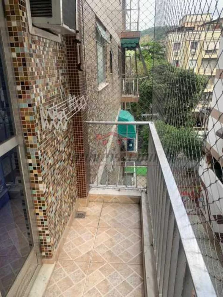 Apartamento à venda com 2 quartos, 81m² - Foto 2