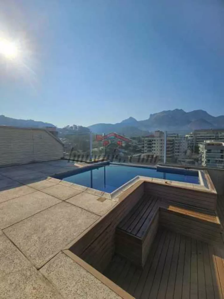 Cobertura, 3 quartos, 250 m² - Foto 2