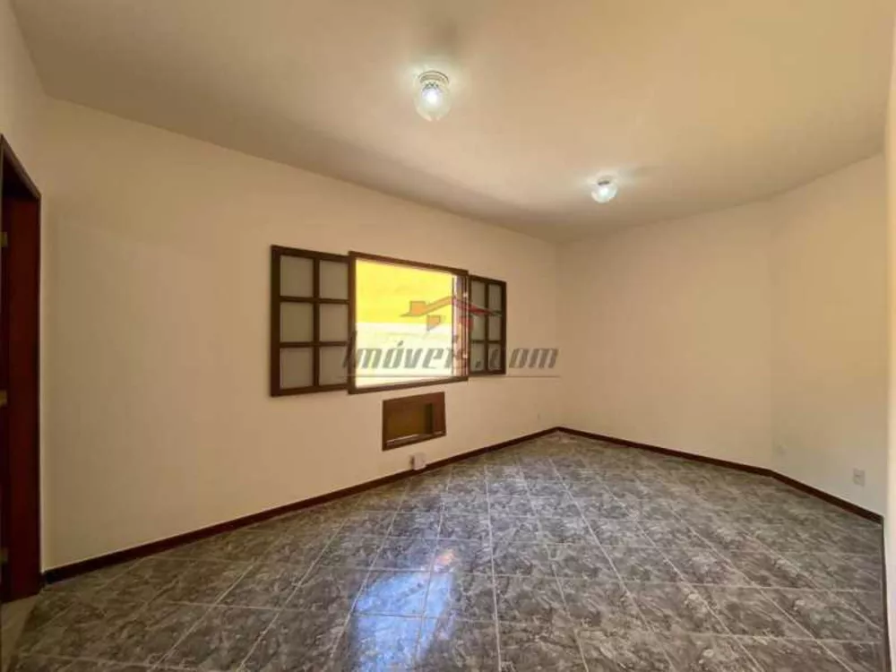 Casa de Condomínio à venda com 3 quartos, 100m² - Foto 3