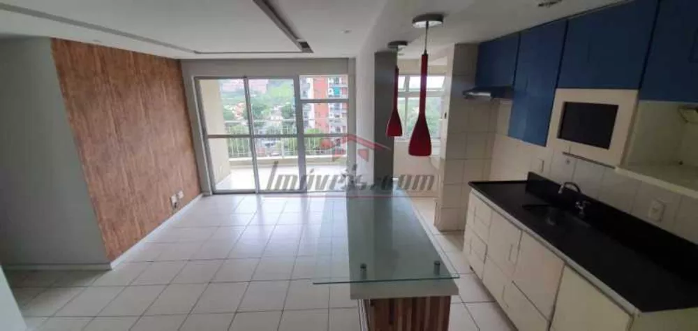 Apartamento à venda com 2 quartos, 68m² - Foto 3