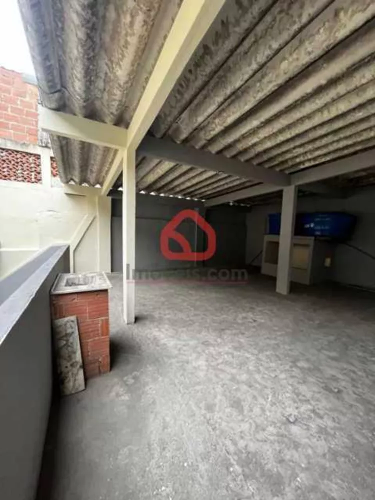 Casa, 4 quartos, 240 m² - Foto 9