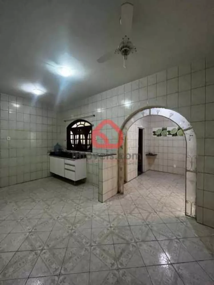 Casa, 4 quartos, 240 m² - Foto 7