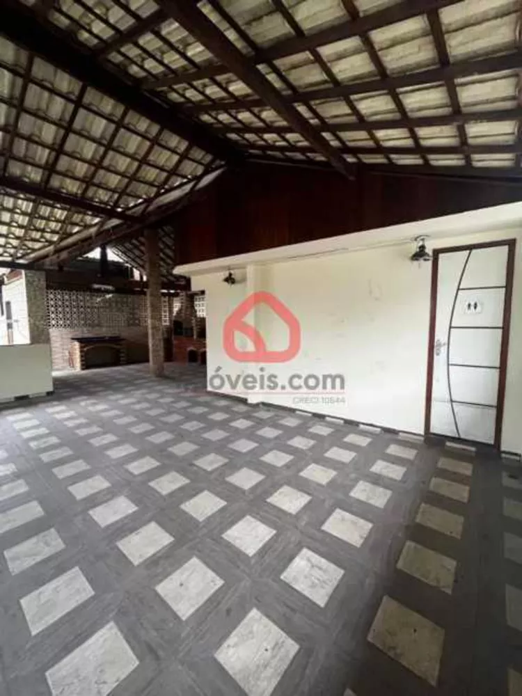 Casa, 4 quartos, 240 m² - Foto 10