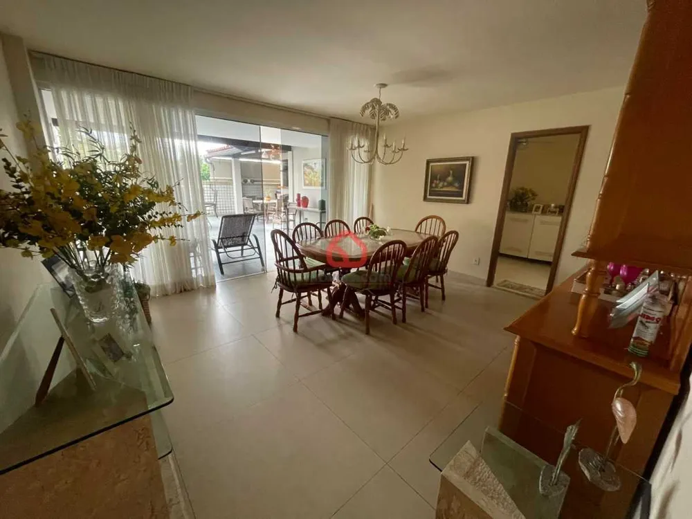 Cobertura, 4 quartos, 331 m² - Foto 2