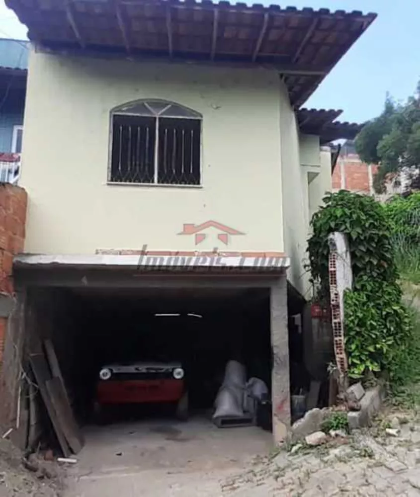 Casa de Condomínio à venda com 2 quartos, 100m² - Foto 1