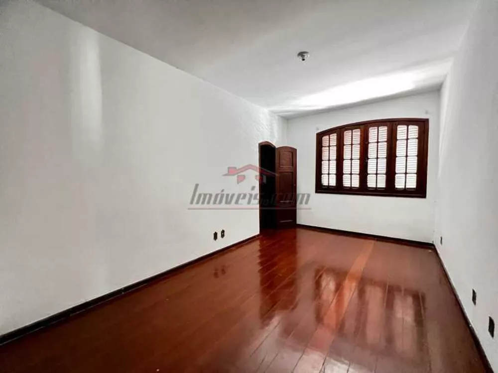Casa, 5 quartos, 380 m² - Foto 4