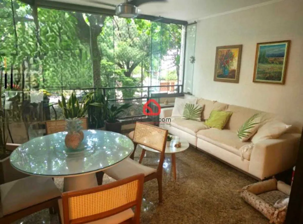 Apartamento, 3 quartos, 140 m² - Foto 1