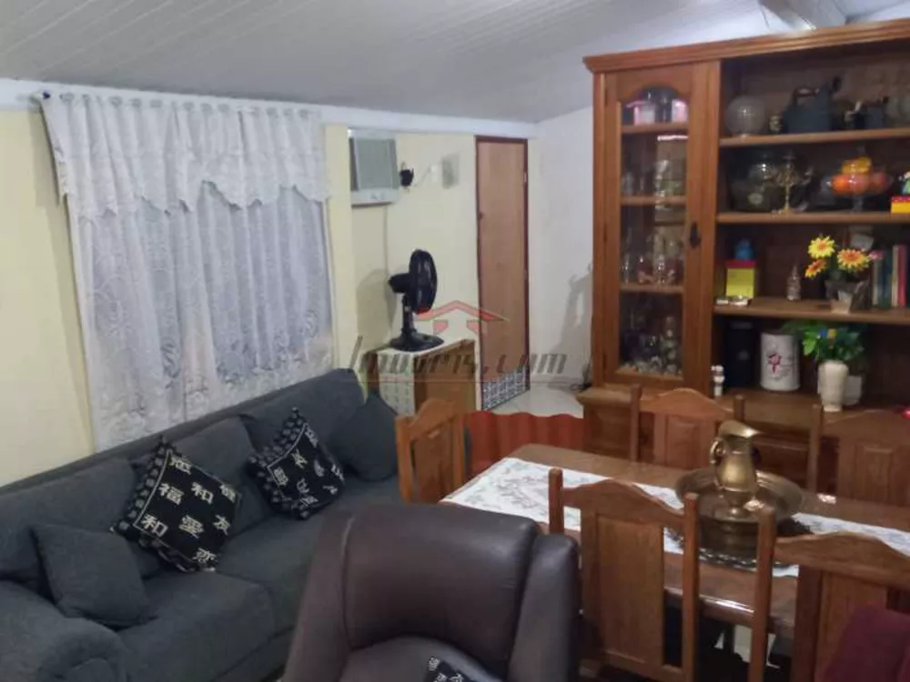 Casa à venda com 1 quarto, 70m² - Foto 2