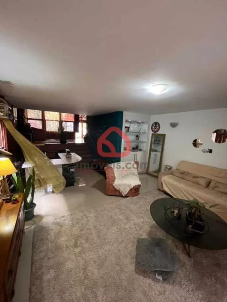 Casa, 3 quartos, 216 m² - Foto 2