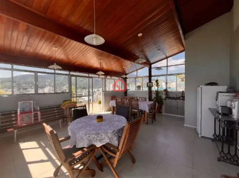 Cobertura, 4 quartos, 322 m² - Foto 2