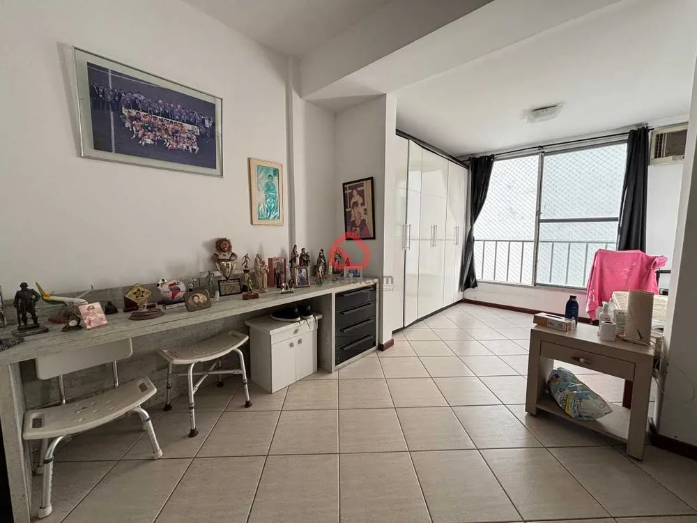 Apartamento, 3 quartos, 160 m² - Foto 1