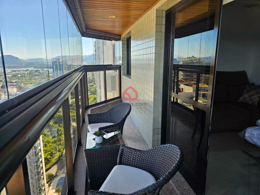 Cobertura, 3 quartos, 315 m² - Foto 1