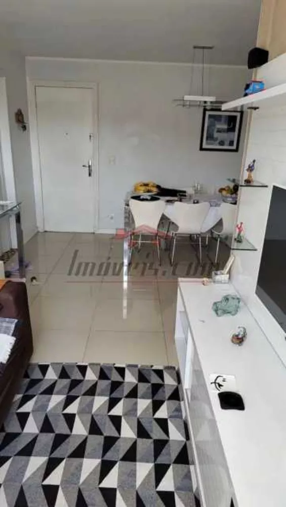 Apartamento à venda com 2 quartos, 56m² - Foto 3