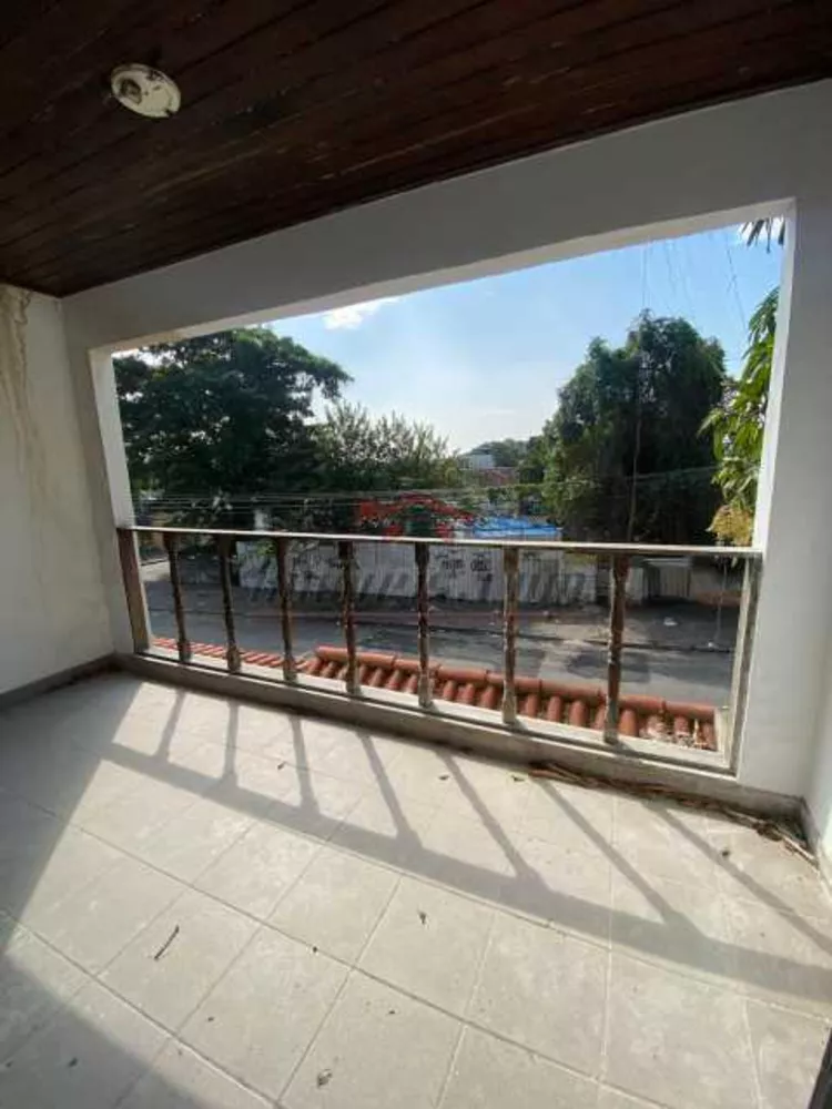 Casa, 3 quartos, 198 m² - Foto 2