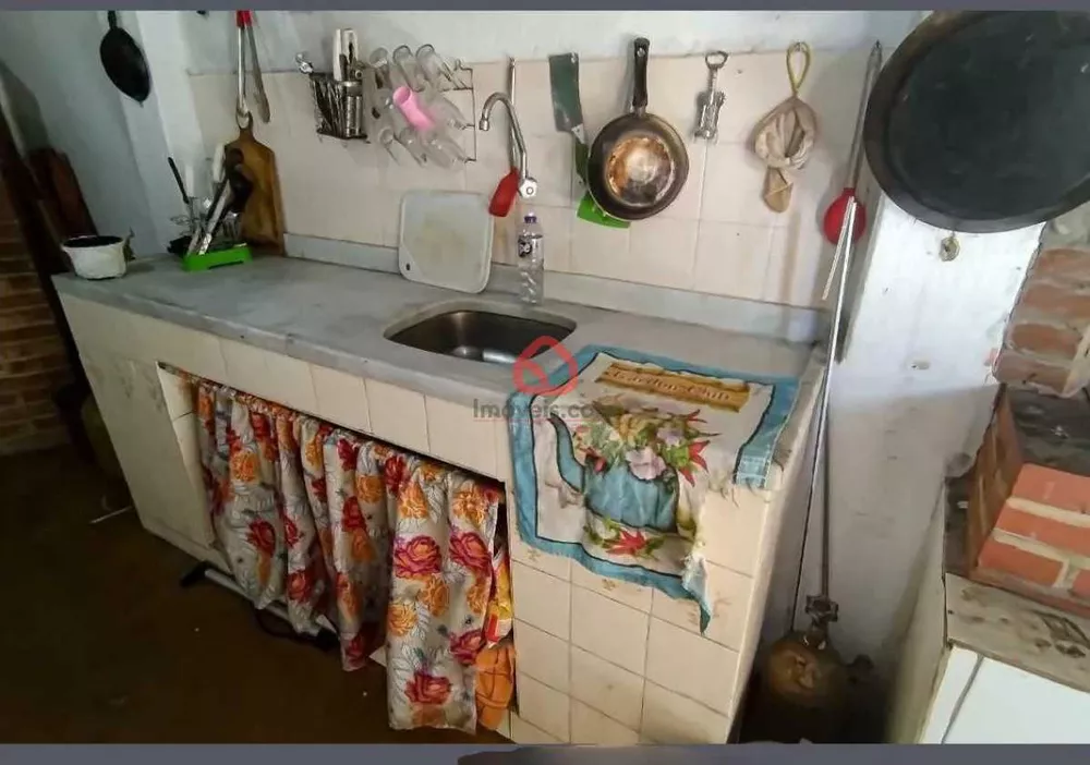 Casa, 3 quartos, 240 m² - Foto 14