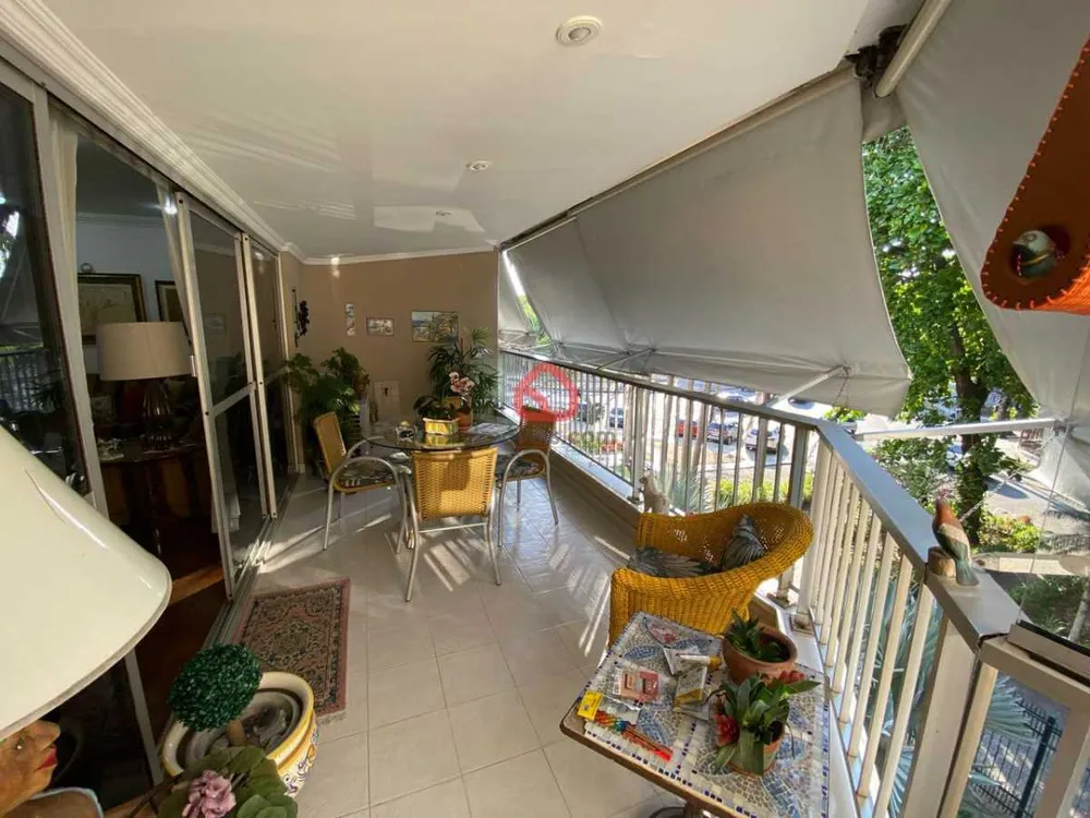 Apartamento, 3 quartos, 168 m² - Foto 2