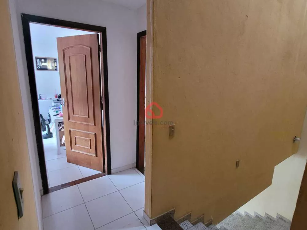 Casa, 4 quartos, 227 m² - Foto 13