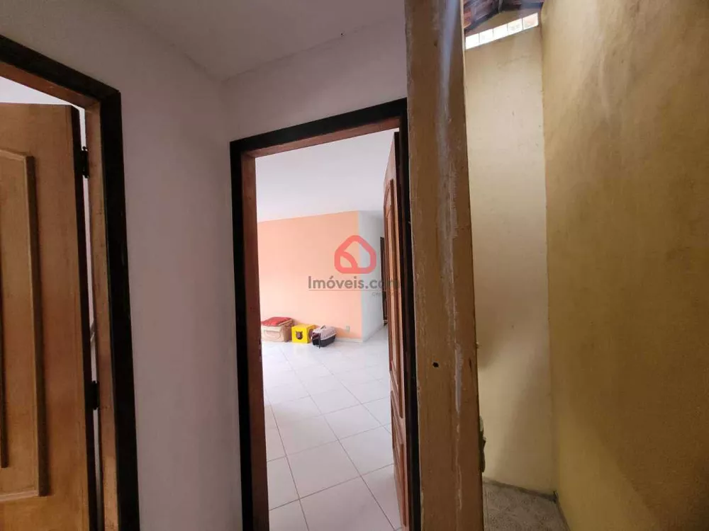 Casa, 4 quartos, 227 m² - Foto 2