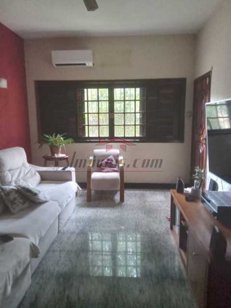 Casa, 3 quartos, 238 m² - Foto 1